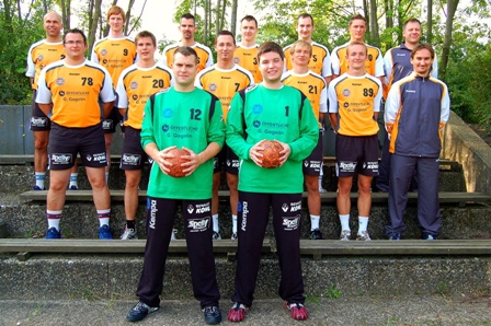 Datei:1. Herrenmannschaft Handballfreunde Helmstedt-Büddenstedt 2009-2010.jpg