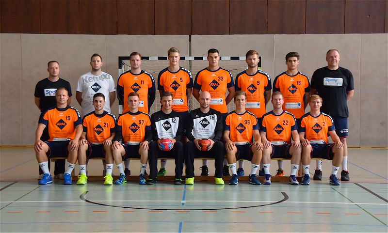 Datei:1. Herrenmannschaft Handballfreunde Helmstedt-Büddenstedt 2016-2017.jpg