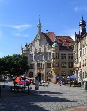 Helmstedt Markt und Rathaus.jpg
