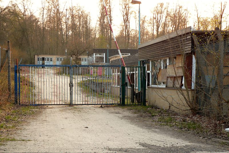 Datei:Langeleben Kaserne.jpg