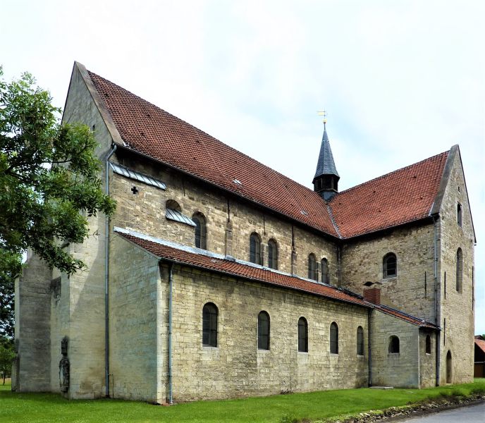 Datei:St.-Johannis-Kirche (Süpplingenburg)2.JPG